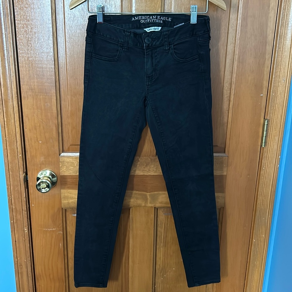 AE Black Super Skinny Jeans 2S